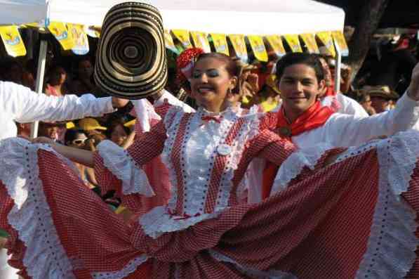 5 điệu nhảy và điệu nhảy tiêu biểu của vùng Andean