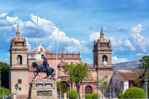 Historien om Ayacucho mest relevante egenskaber