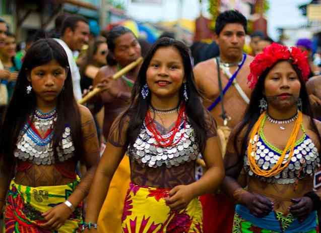 15 Orang Orang Asli Yang Paling Penting di Colombia