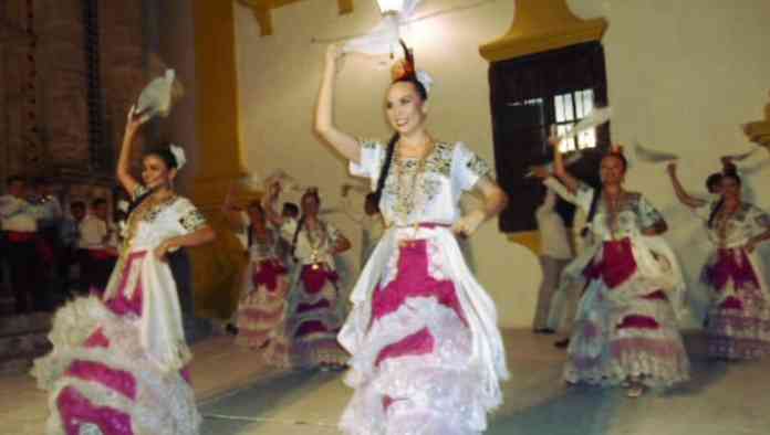 De 5 meest populaire Campeche dansen en dansen