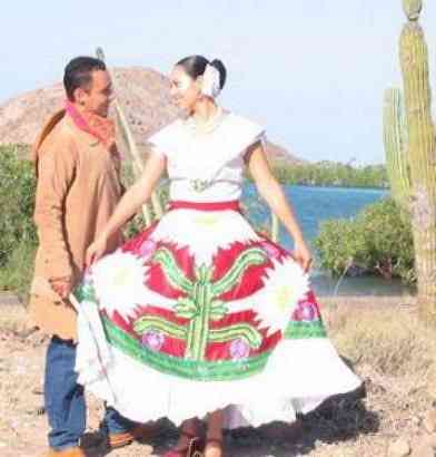 Trang phục tiêu biểu của Baja California Sur nổi bật hơn