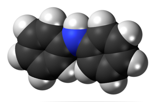 Diphenylamin (C6H5) 2NH Kemisk struktur, Egenskaber