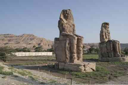 Egyptin veistos alkuperä, ominaisuudet, materiaalit ja työt