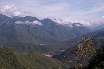 Sierra Madre del Sur Asukoht, reljeef, kliima, taimestik ja loomastik