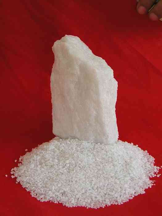 Хімічна структура, використання, властивості, оксид алюмінію (Al2O3)