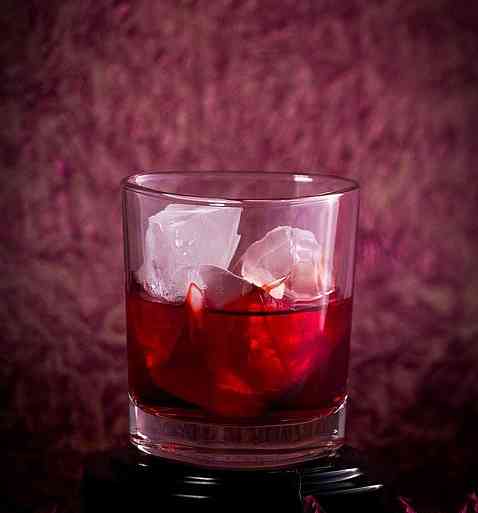 Vodka đỏ đặc trưng và hỗn hợp