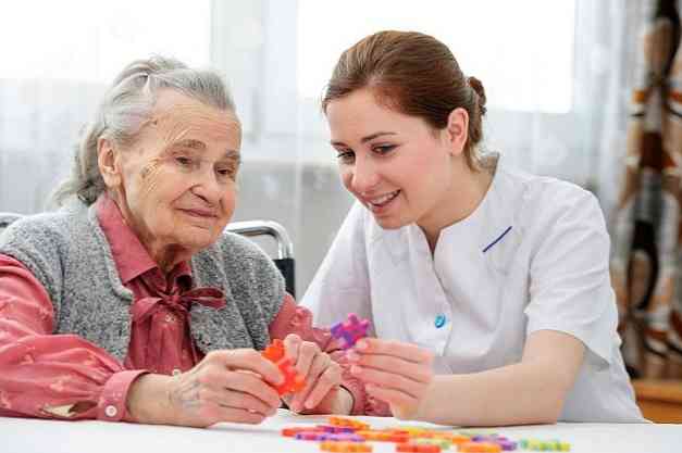 Apakah Perbezaan antara Dementia dan Alzheimer?