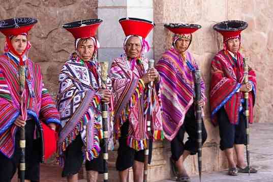 Oblečenie zo spoločného odevu Sierra del Perú